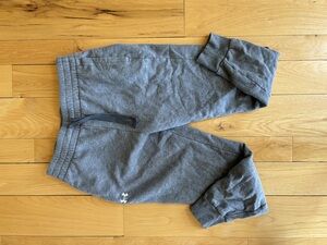 Under Armour gray sweatpants